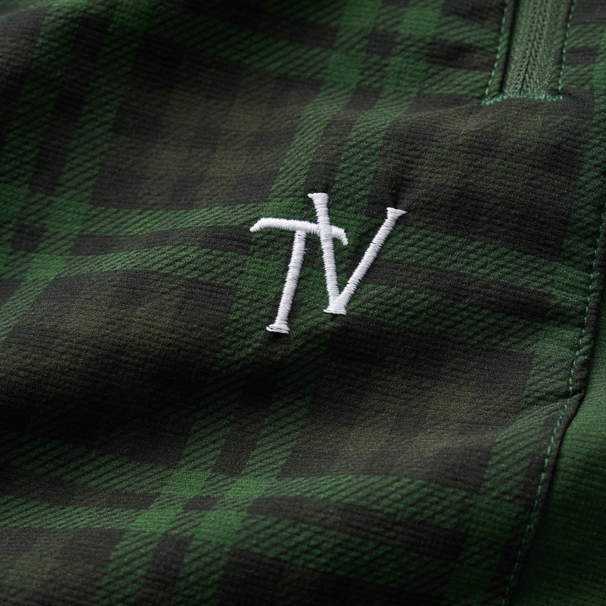SIGNATURE CHECK SHORT
